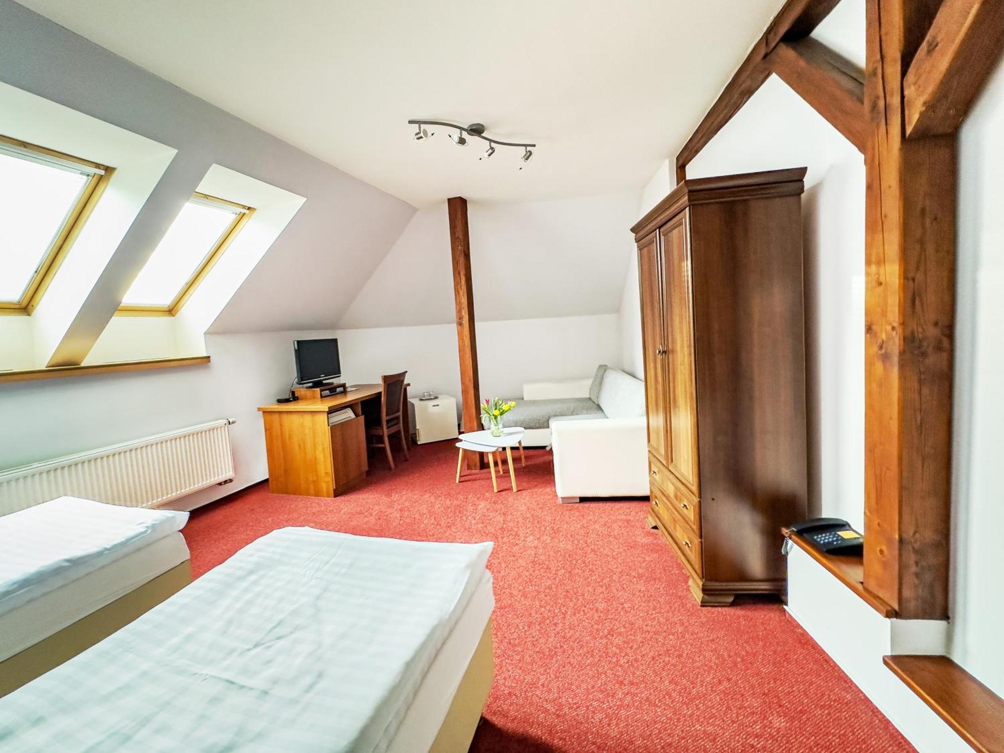 Hotel Ruzek Границе Экстерьер фото