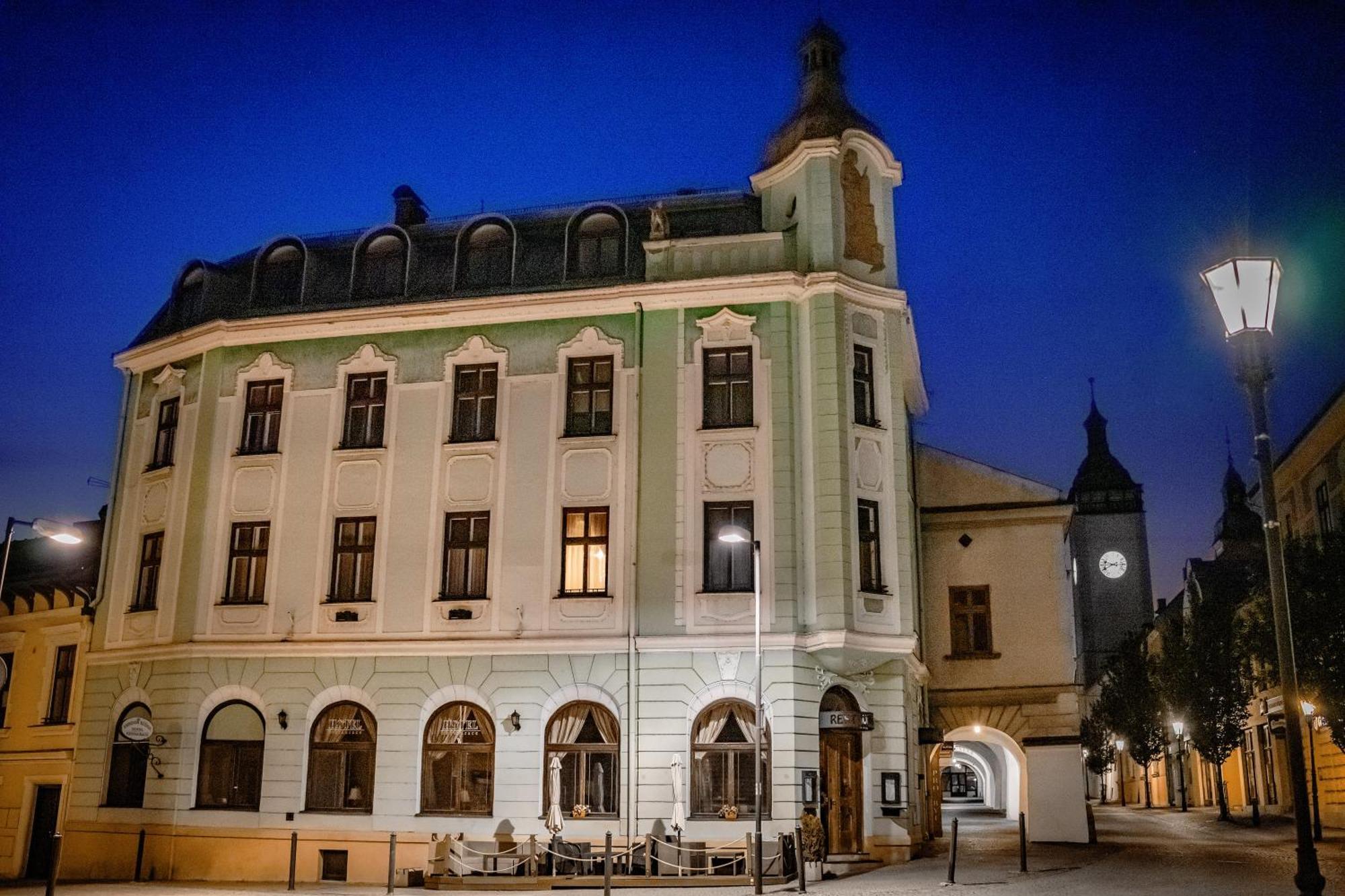 Hotel Ruzek Границе Экстерьер фото