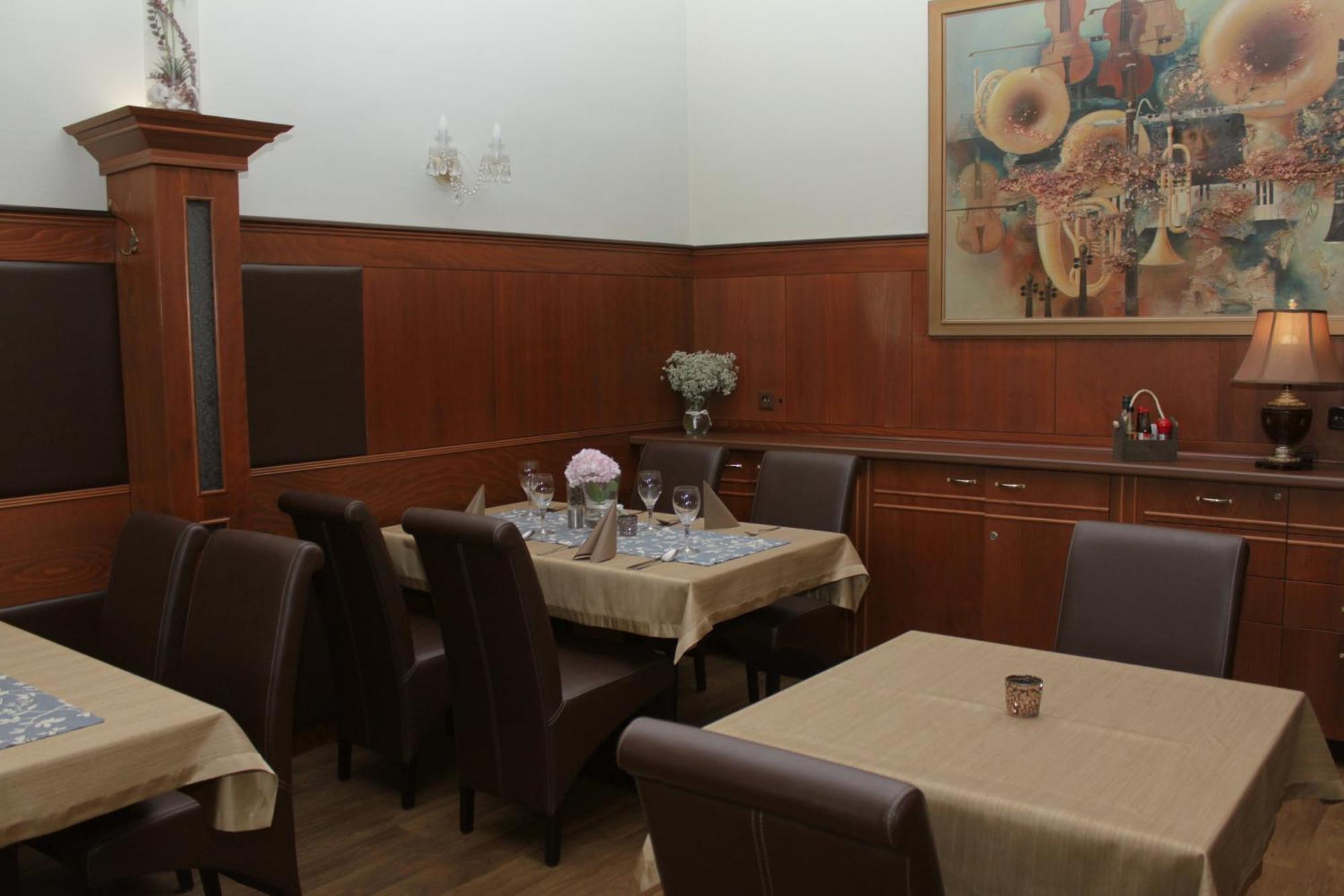 Hotel Ruzek Границе Экстерьер фото